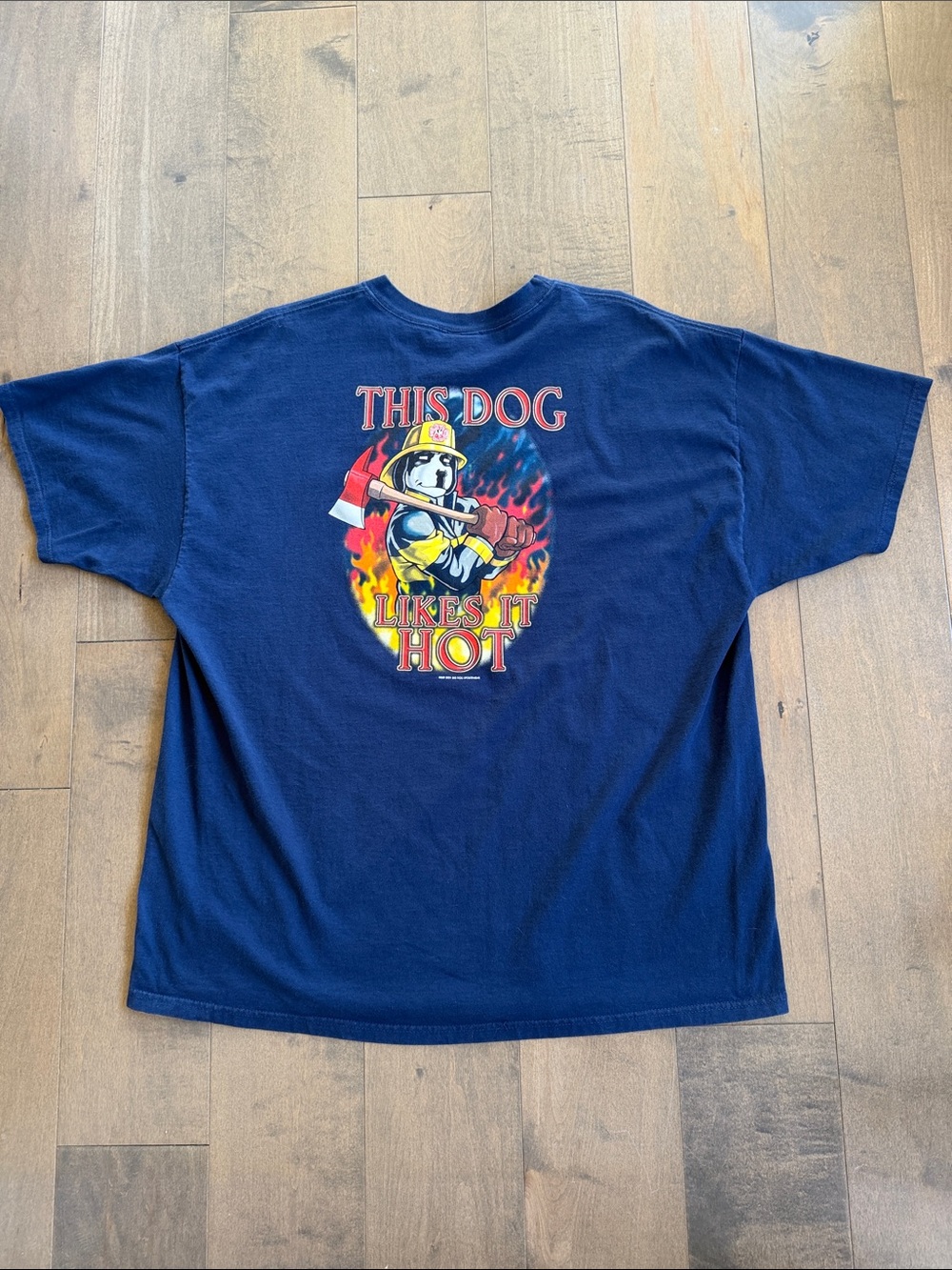 Vintage 2001 Big Dogs This Dog Likes It Hot Firefighter Graphic Shirt 2XL